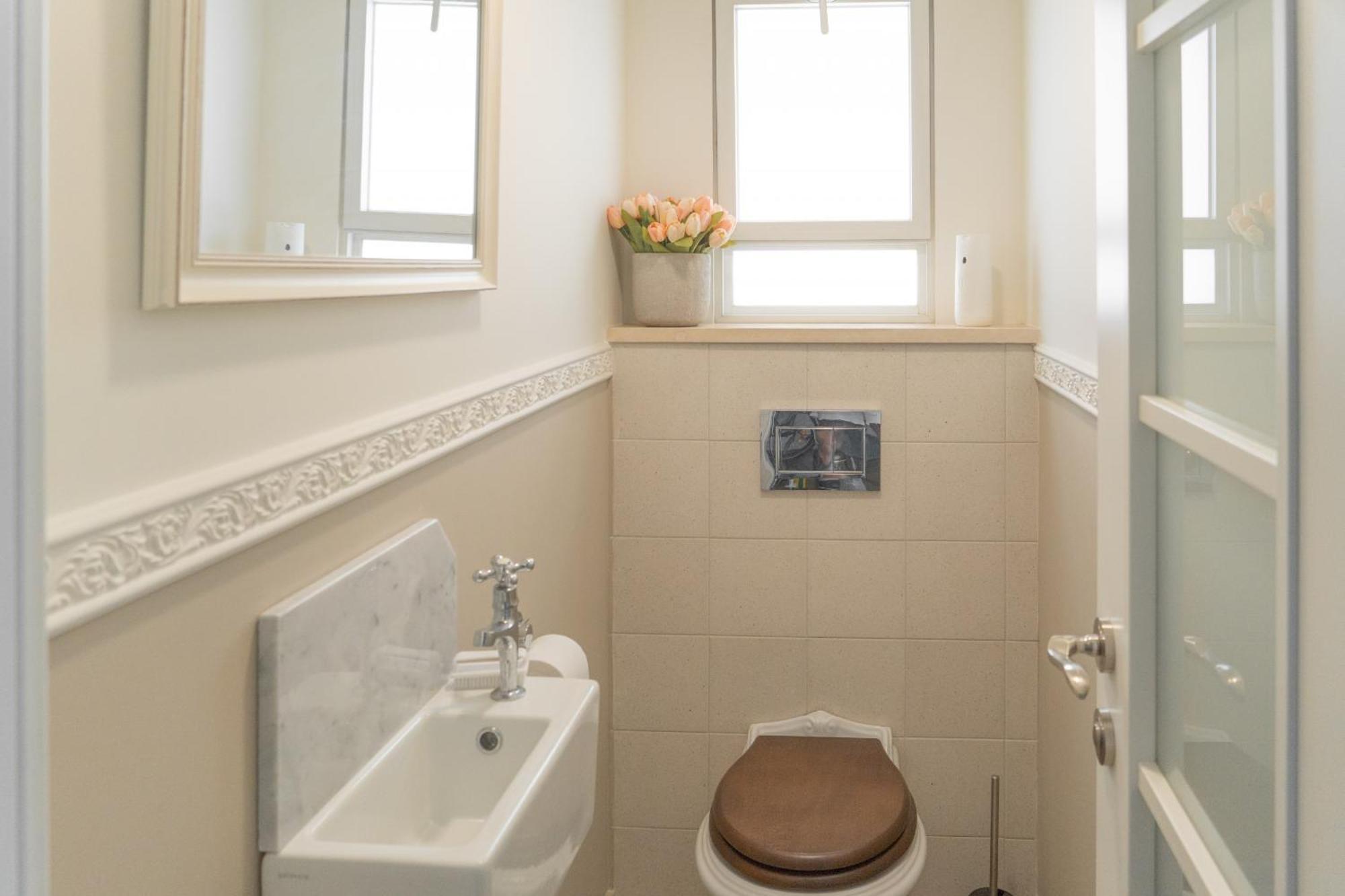 Apartment Refined Gordon 1br With Balcony By Feelhome *