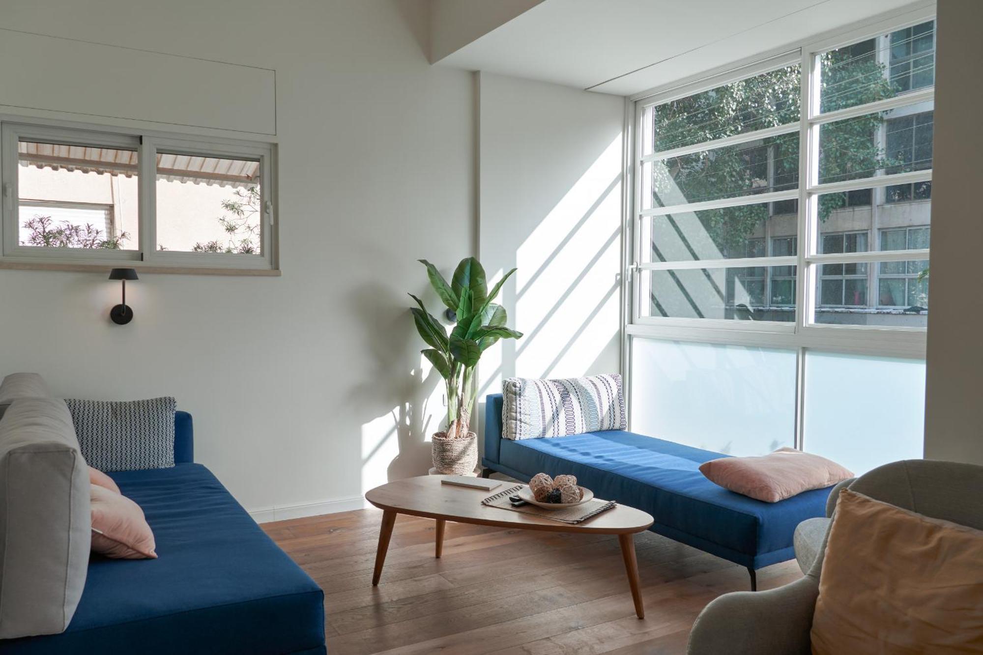 Refined Gordon 1br With Balcony By Feelhome Tel Aviv