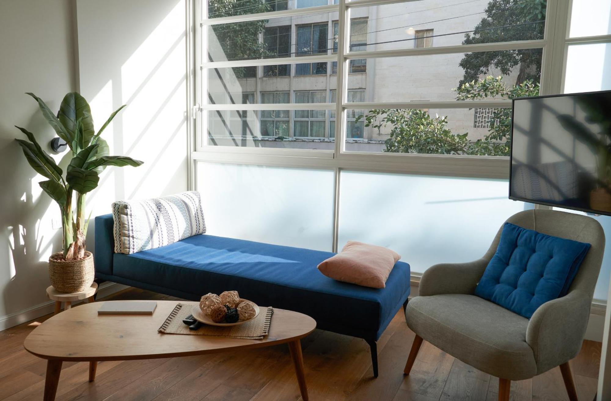 Refined Gordon 1br With Balcony By Feelhome Apartment Tel Aviv